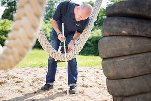 Prüfen Spielplatzgeräte mit MEDITÜV