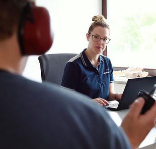 MEDITÜV Standort Münster Untersuchung Hörtest
